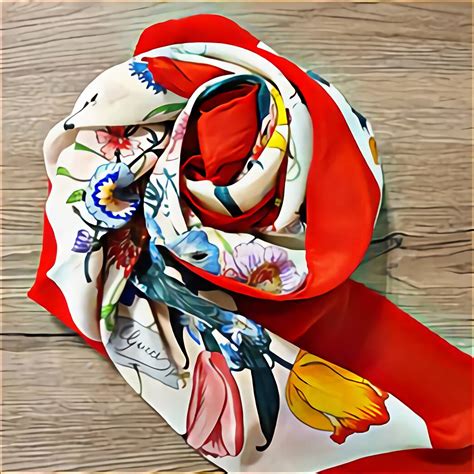 gucci foulard accornero prezzi